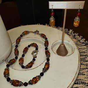 3 pc necklace, earrings & bracelet set.